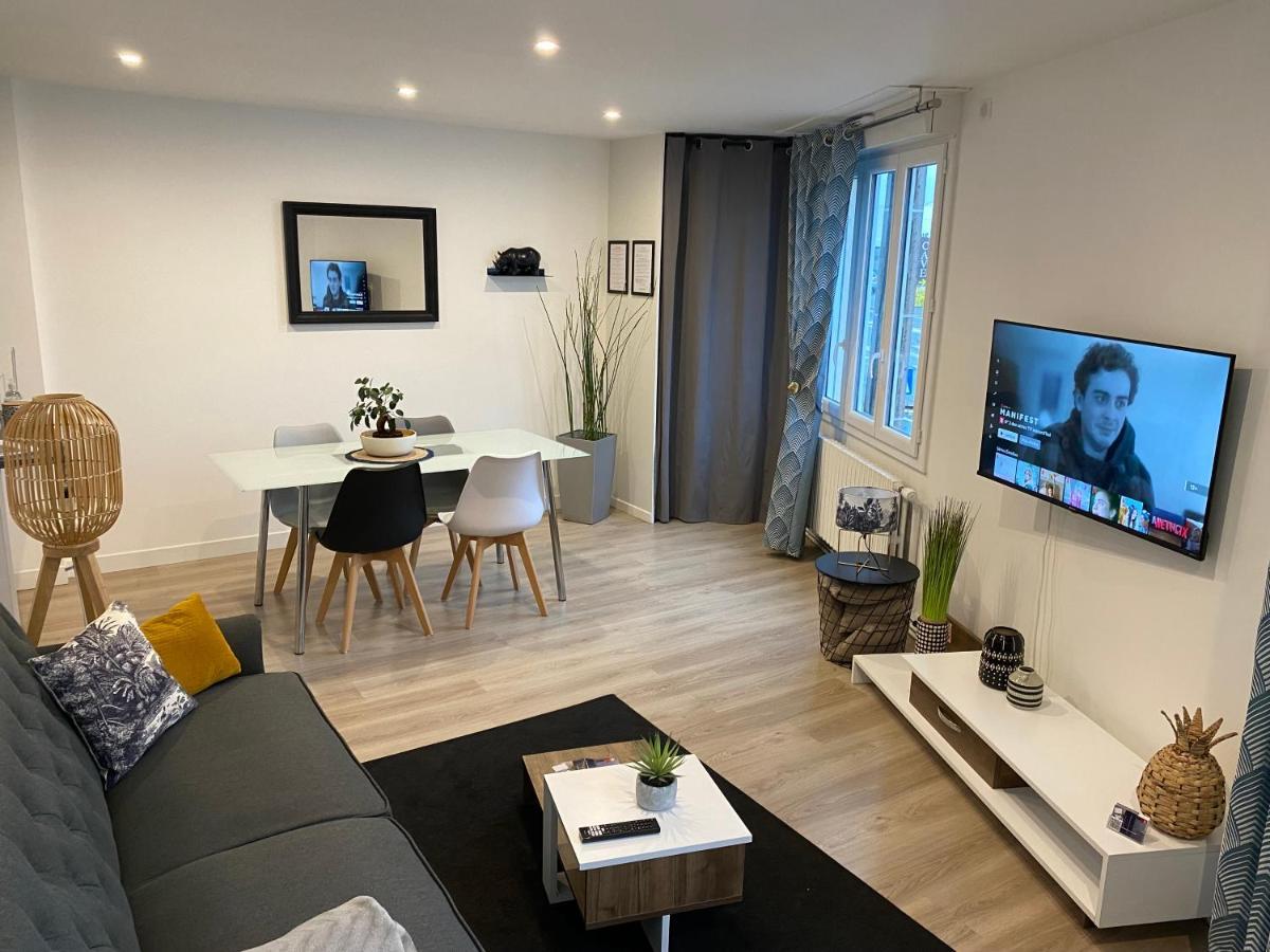 Appartement Cholet Les Halles Cote Jardin Exterior photo